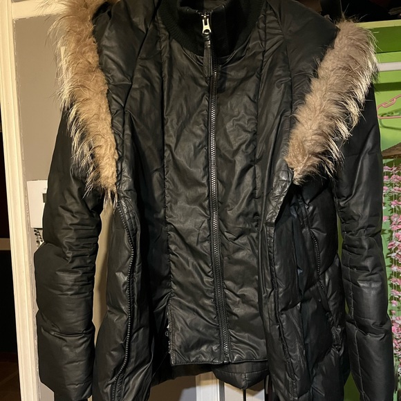 Mackage winter jacket - Picture 3 of 4